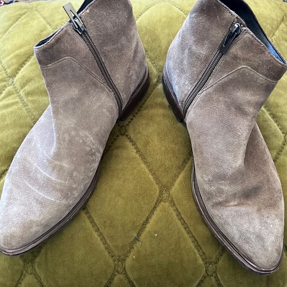 Via Spiga ankle boots